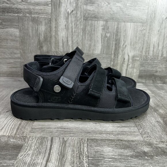 UGG Goldencoast Men's size 12 Black MultiStrap Sandal - Picture 1 of 8